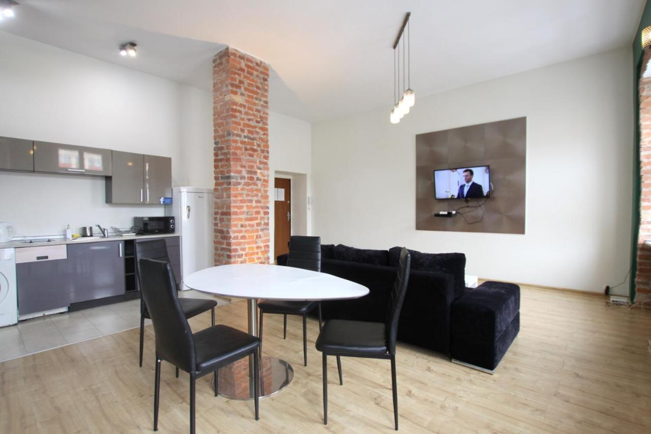 Wroclove Apartments Self Check-In วรอตซวาฟ ภายนอก รูปภาพ