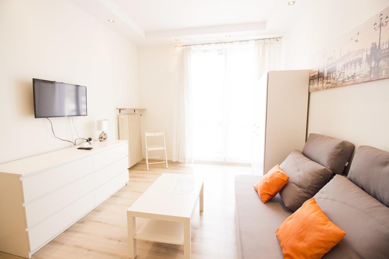 Wroclove Apartments Self Check-In วรอตซวาฟ ภายนอก รูปภาพ