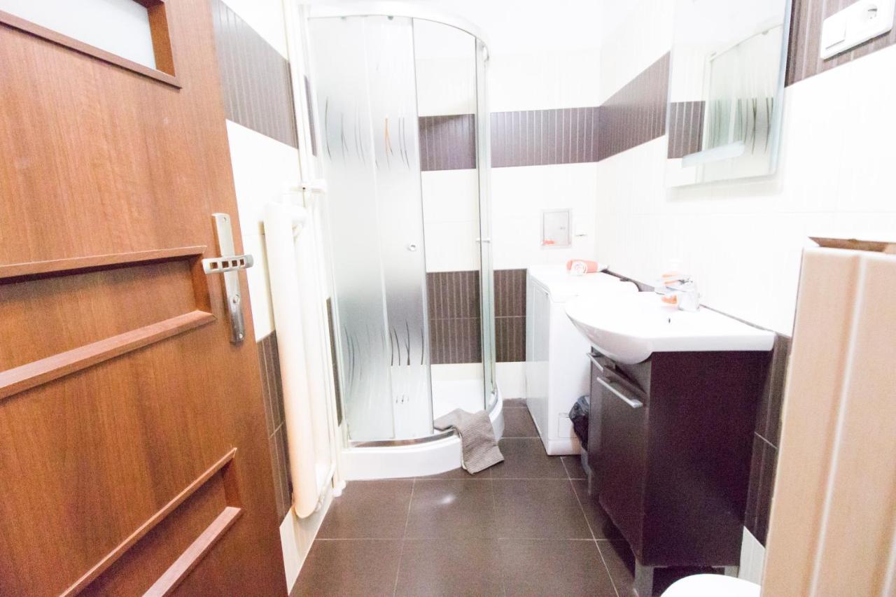 Wroclove Apartments Self Check-In วรอตซวาฟ ภายนอก รูปภาพ